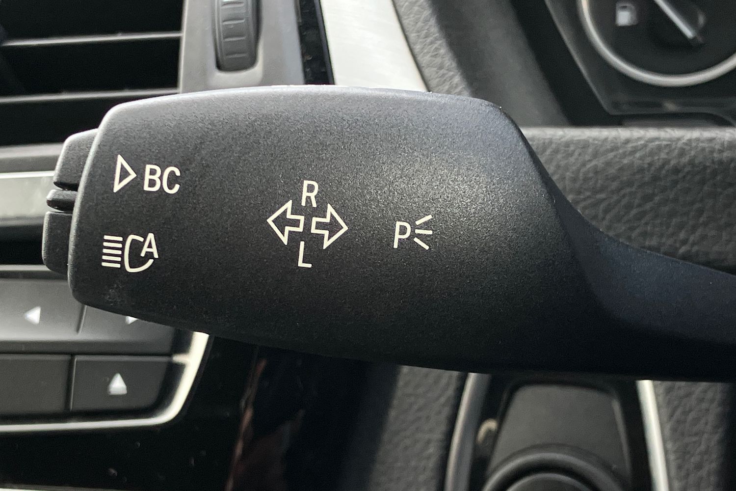 Used BMW 3 Series 2017 for sale - 77022701: Photo 15