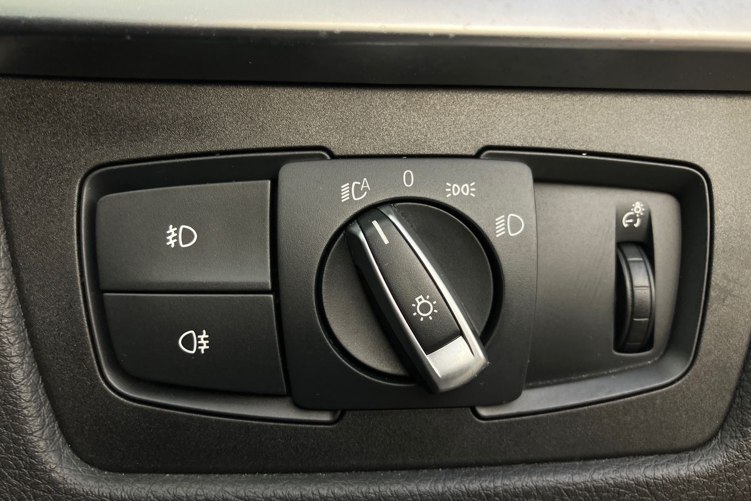 Used BMW 3 Series 2017 for sale - 77022701: Photo 18