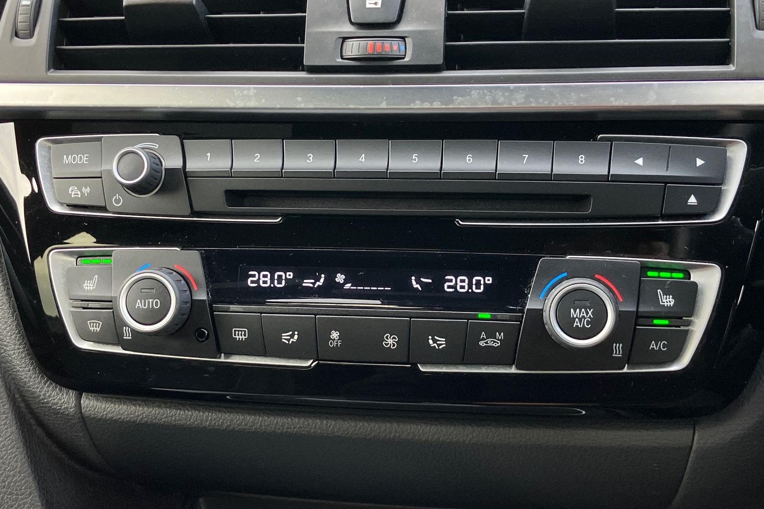 Used BMW 3 Series 2017 for sale - 77022701: Photo 9