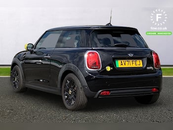 Used MINI Hatch 2021 for sale - 79620222: Photo