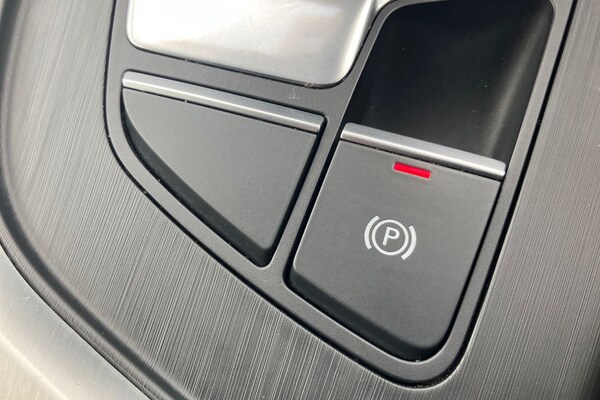 Used Audi A4 2016 for sale - 75017141: Photo 12