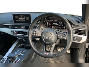Used Audi A4 2018 for sale - 75850292: Photo