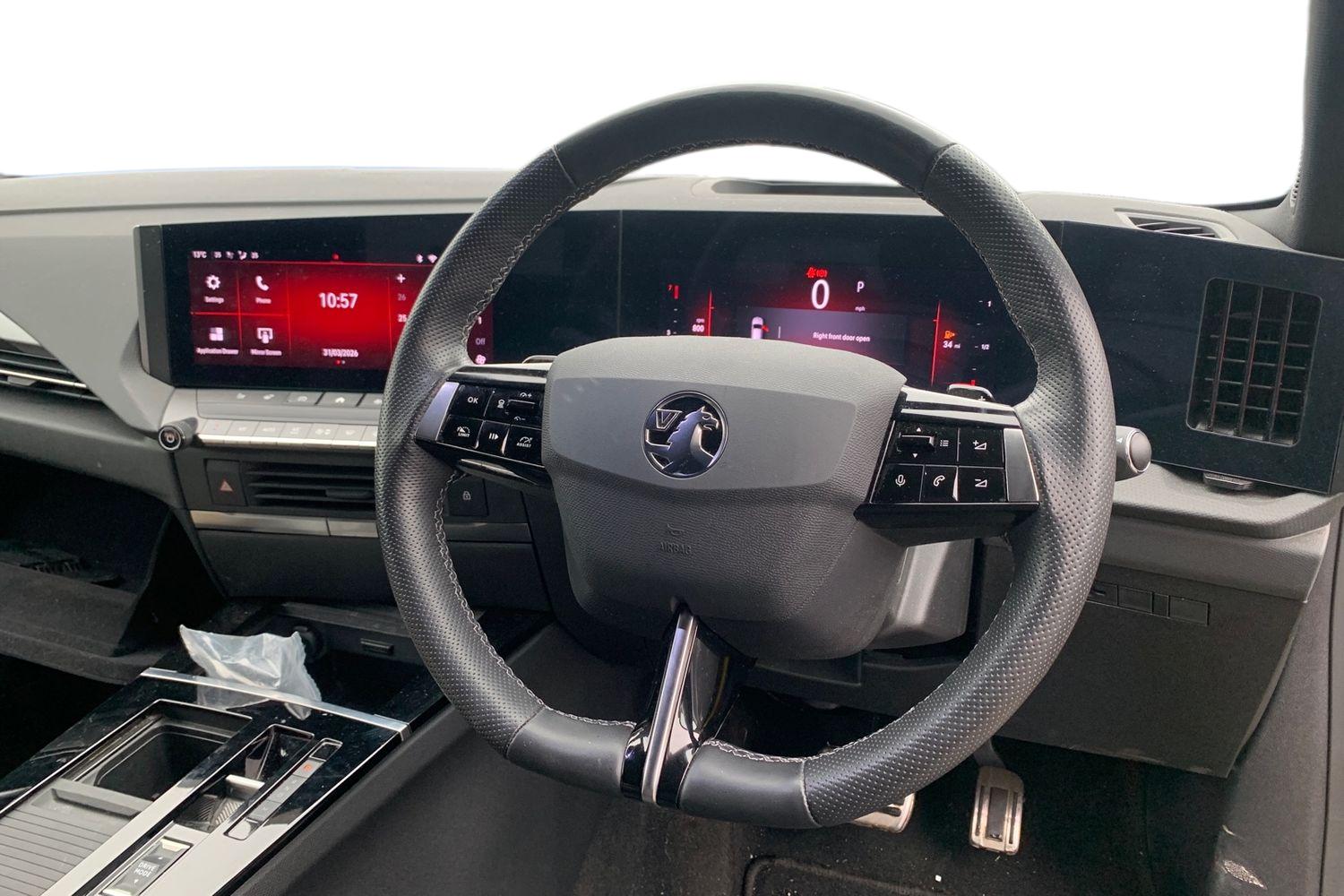 Used Vauxhall Astra 2023 for sale - 78043649: Photo 3