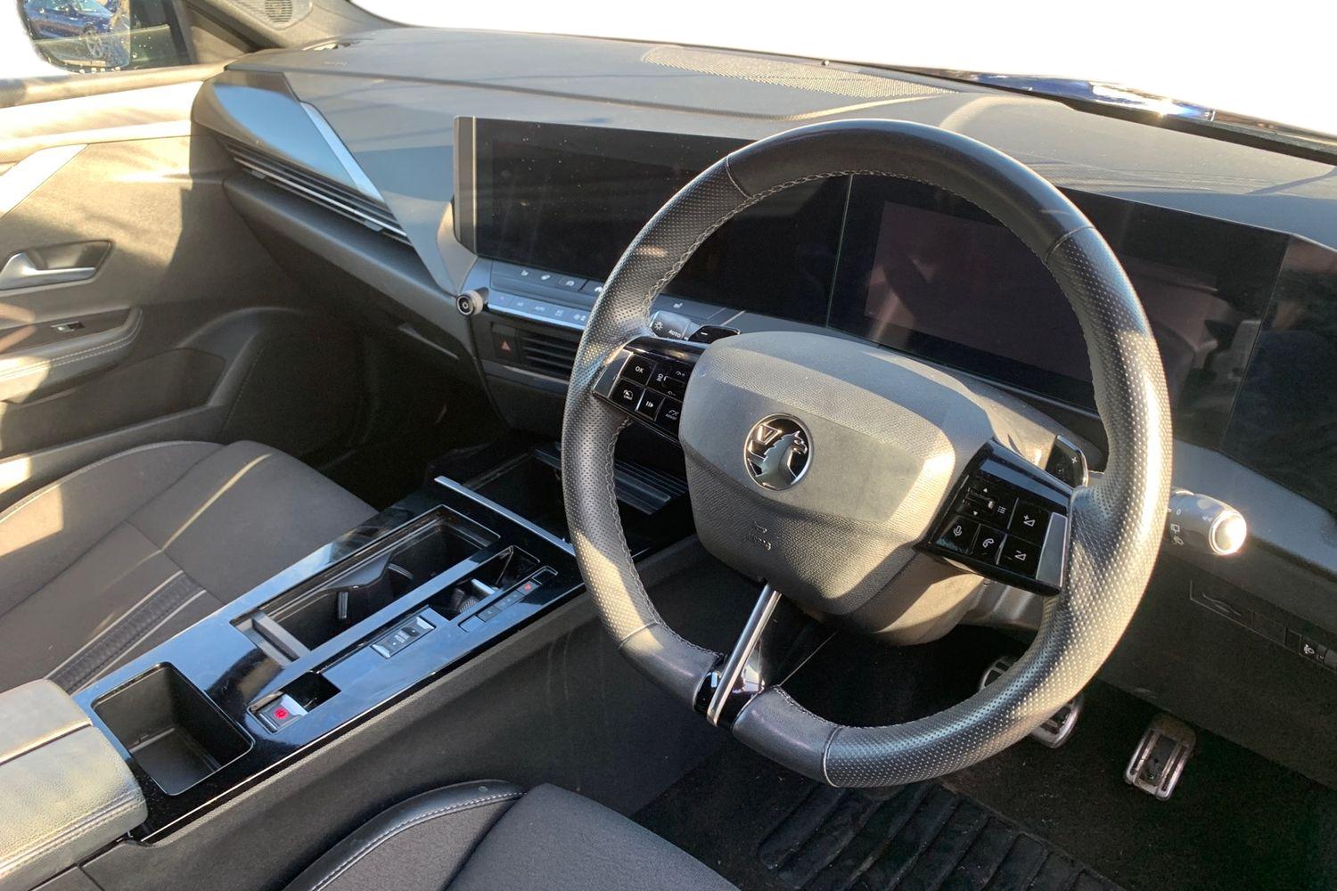 Used Vauxhall Astra 2023 for sale - 78079101: Photo 3