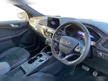 Used Ford Kuga 2021 for sale - 76767706: Photo