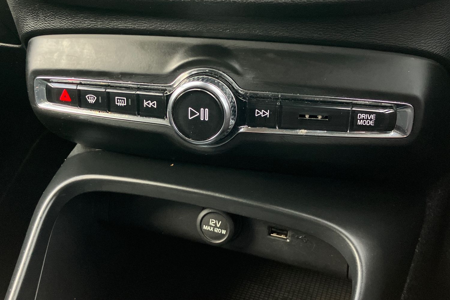 Used Volvo XC40 2019 for sale - 76323947: Photo 13