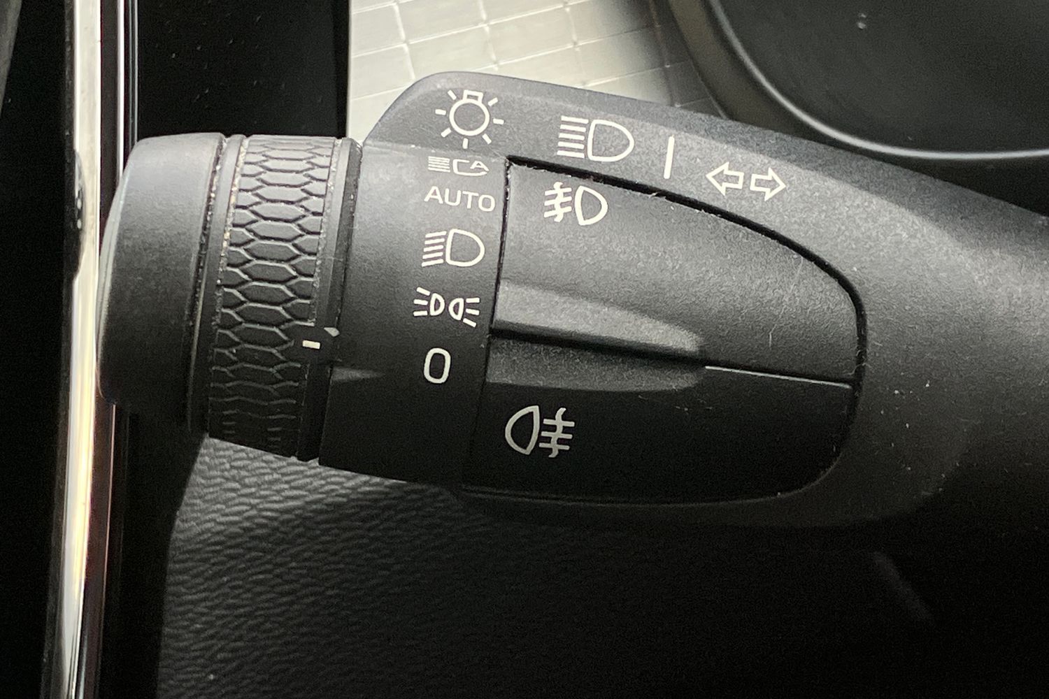 Used Volvo XC40 2019 for sale - 76323947: Photo 17