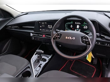 Used Kia Niro 2023 for sale - 77294609: Photo