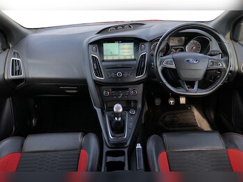 Used Ford Focus 2018 for sale - 78592352: Photo