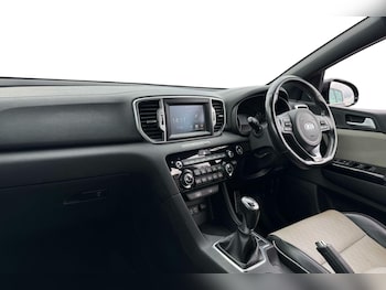 Used Kia Sportage 2018 for sale - 75457274: Photo