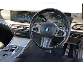 Used BMW 3 Series 2023 for sale - 78673683: Photo