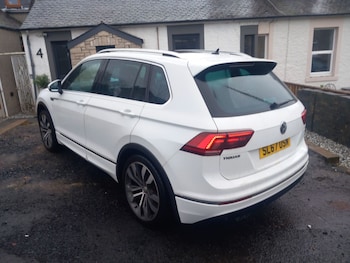 Used Volkswagen Tiguan 2017 for sale - 77415160: Photo