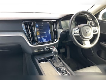 Used Volvo V60 2020 for sale - 79423739: Photo