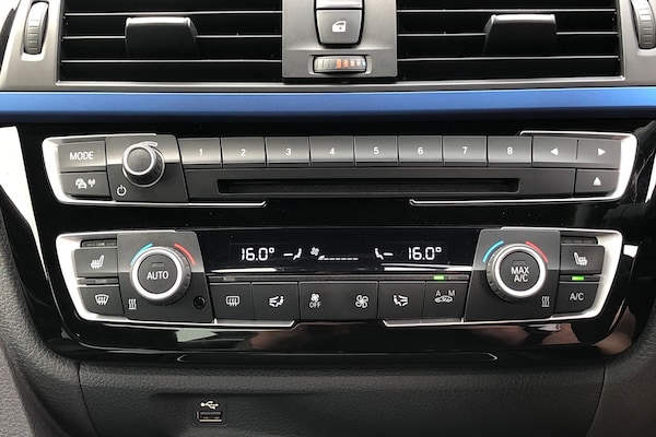 Used BMW 4 Series 2017 for sale - 76027216: Photo 9