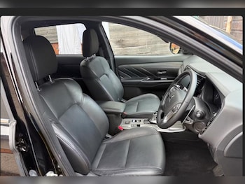 Used Mitsubishi Outlander 2020 for sale - 79418825: Photo