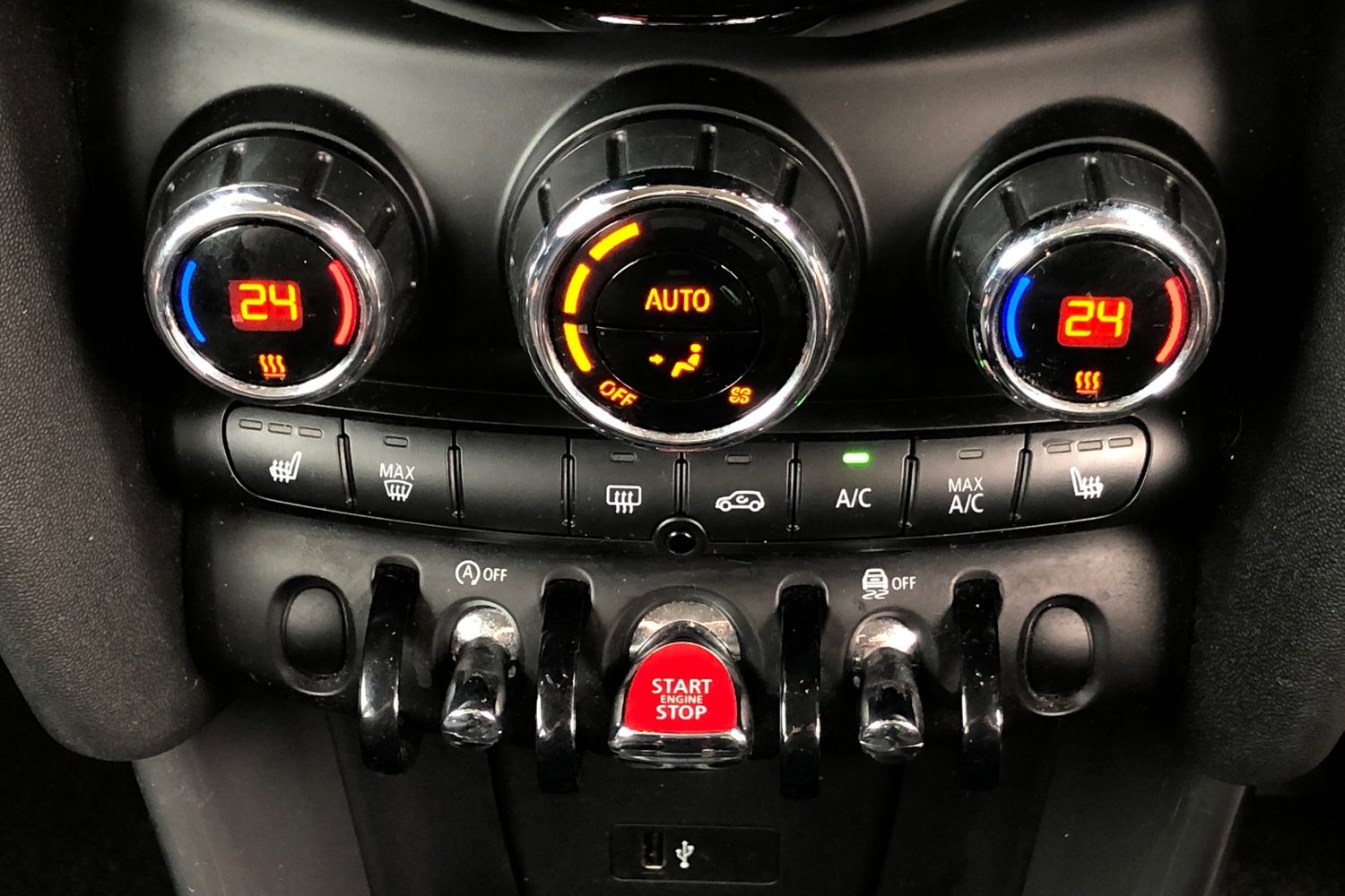 Used MINI Hatch 2019 for sale - 77601710: Photo 11