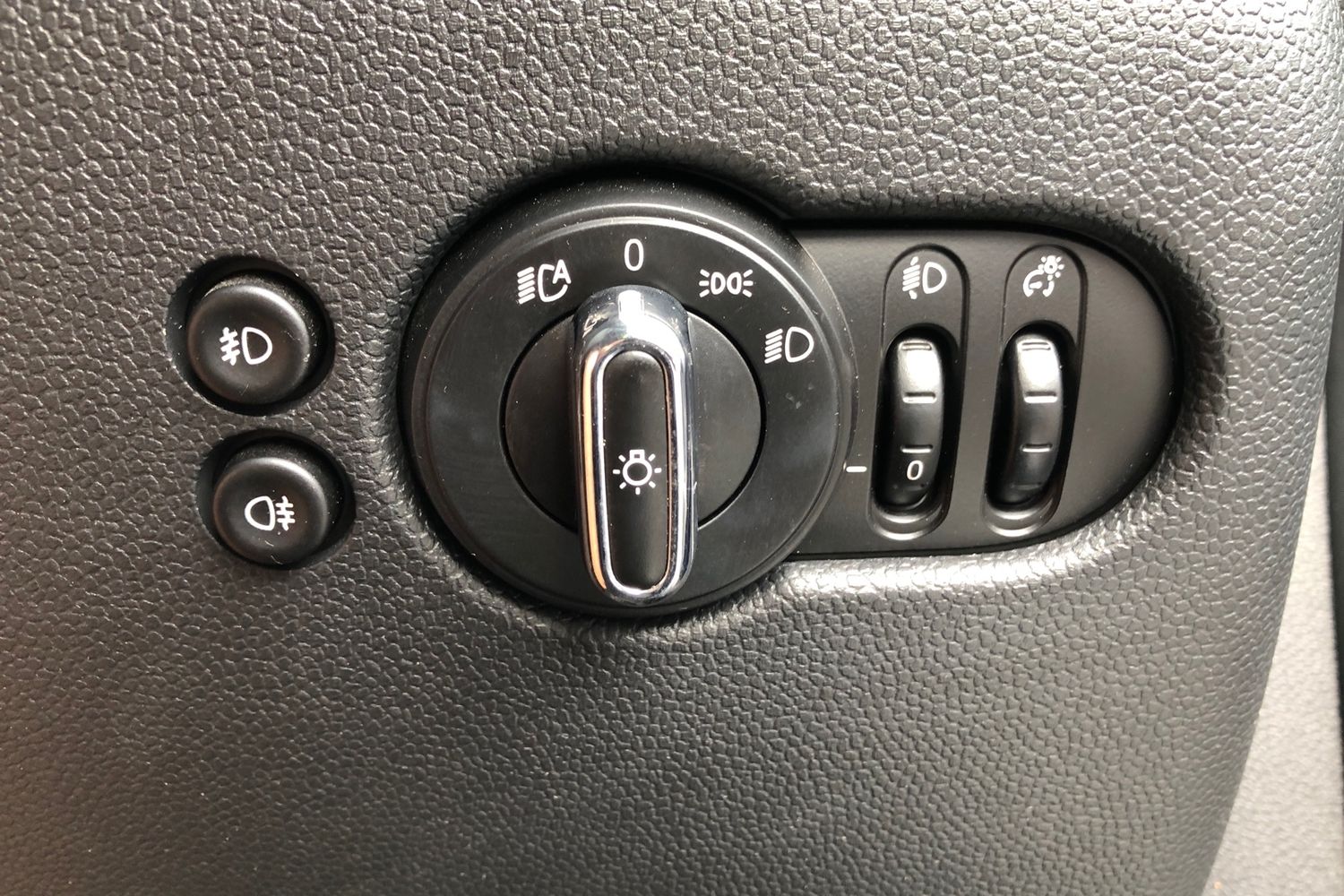 Used MINI Hatch 2019 for sale - 77601710: Photo 14