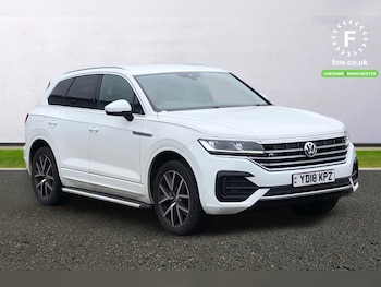 Used Volkswagen Touareg 2018 for sale - 77989667: Photo