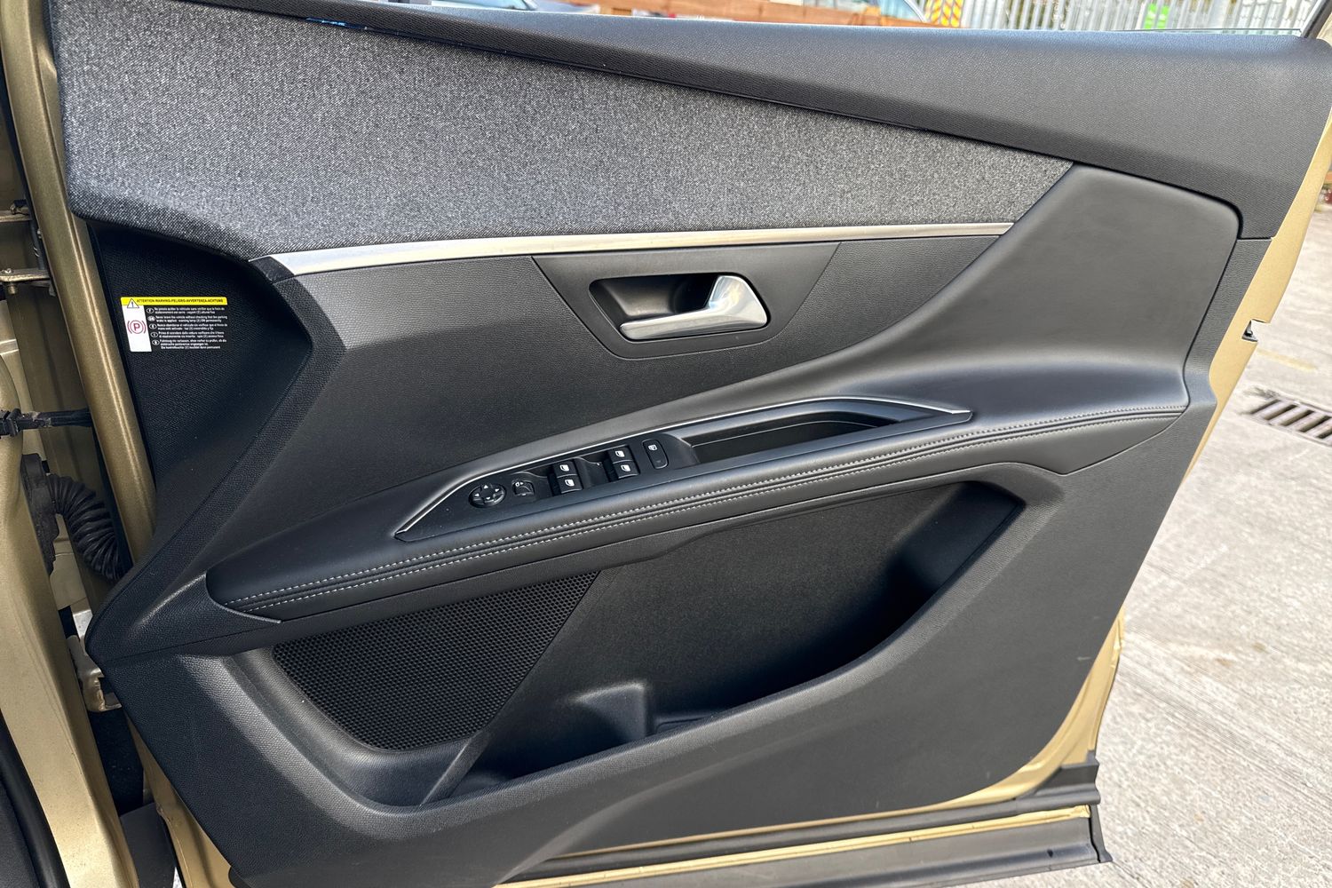 Used Peugeot 5008 2018 for sale - 76476146: Photo 12