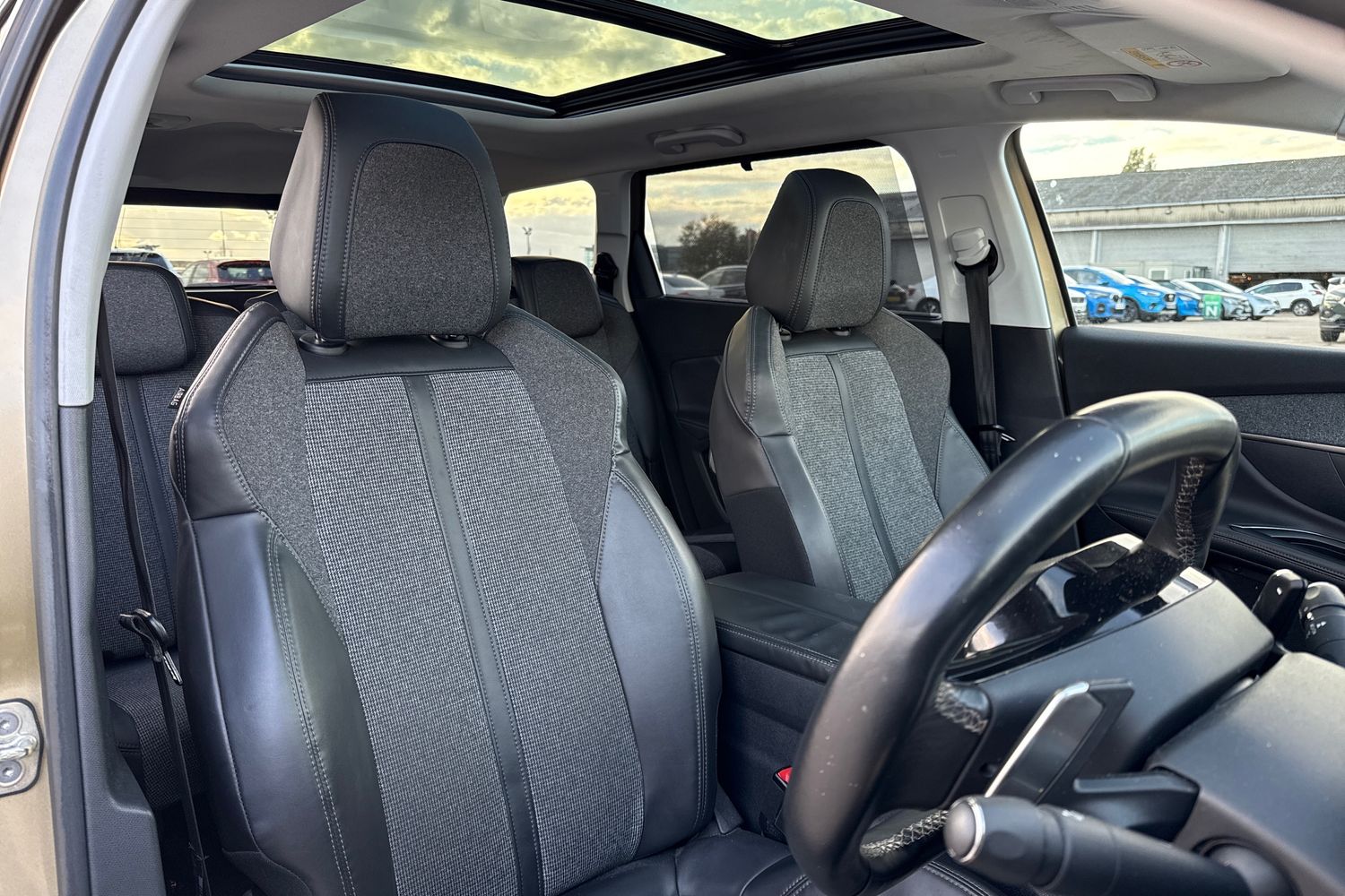 Used Peugeot 5008 2018 for sale - 76476146: Photo 13