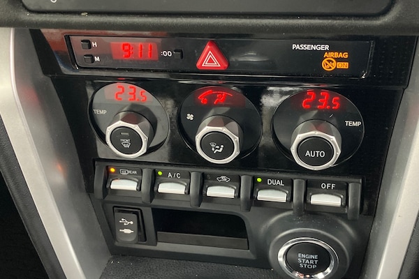Used Toyota GT86 2018 for sale - 75360912: Photo 9