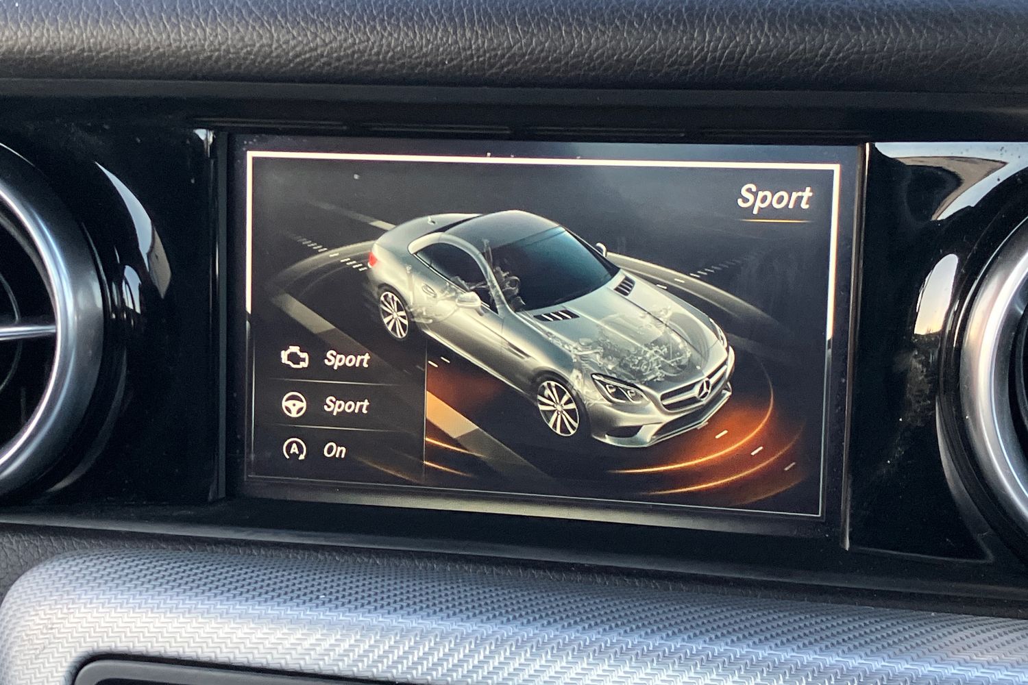 Used Mercedes-Benz SLC 2018 for sale - 76006921: Photo 11