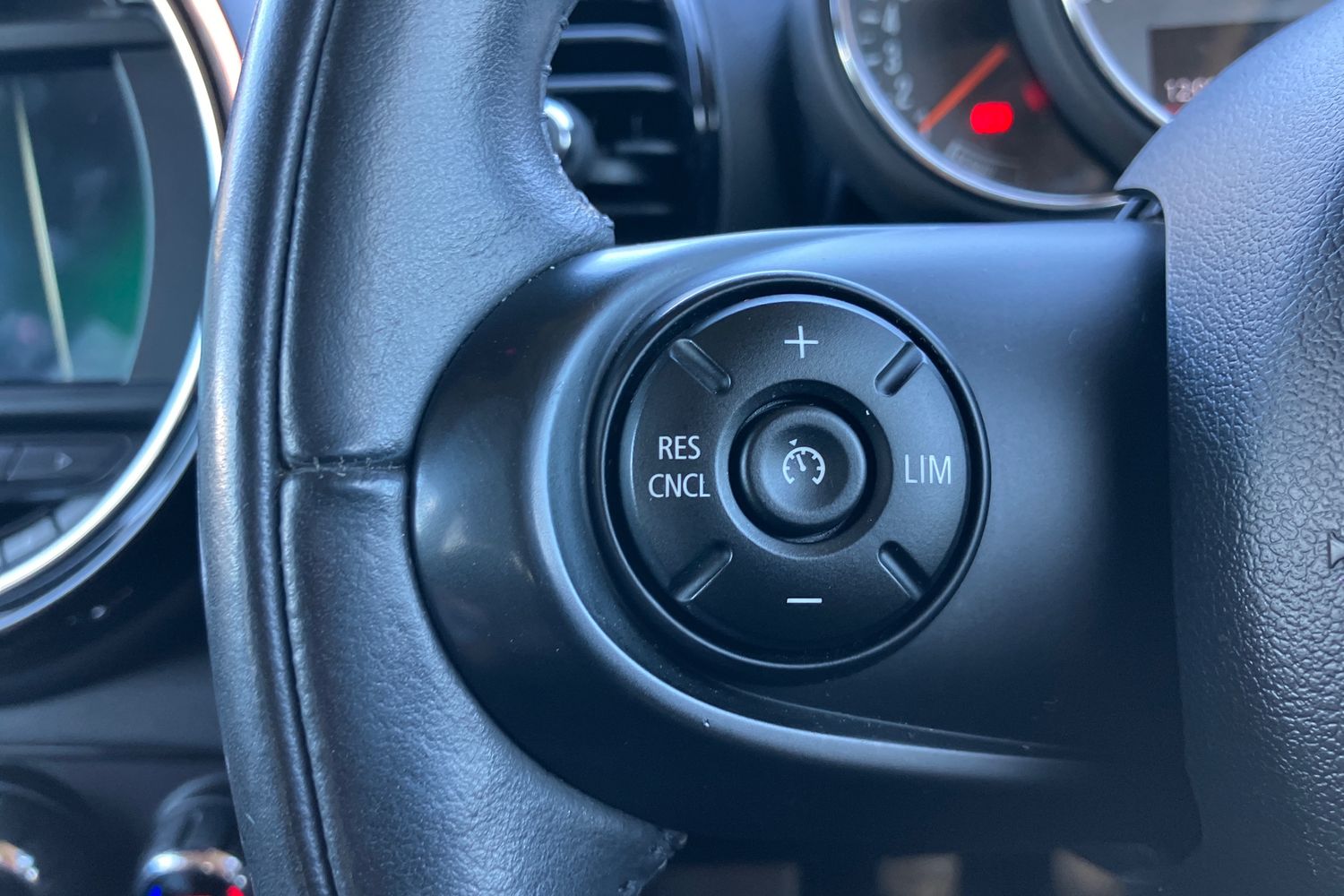 Used MINI Clubman 2019 for sale - 75793782: Photo 12