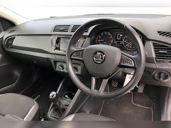 Used Skoda Fabia 2018 for sale - 75898621: Photo