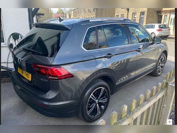 Used Volkswagen Tiguan 2018 for sale - 78367842: Photo