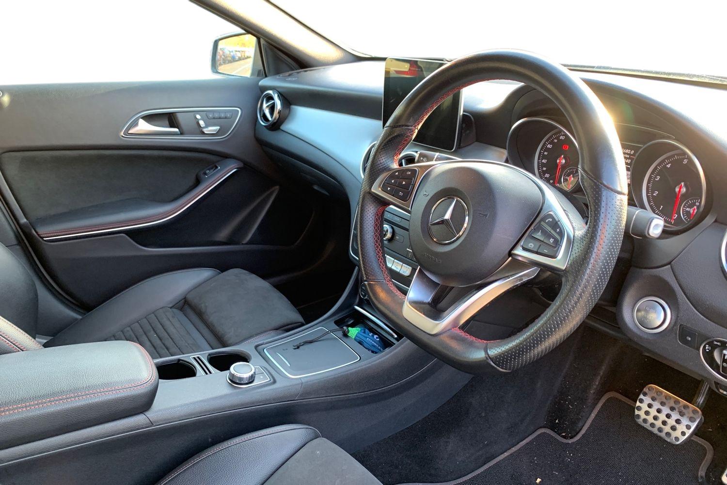 Used Mercedes-Benz GLA 2019 for sale - 76774566: Photo 3