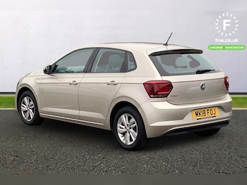 Used Volkswagen Polo 2018 for sale - 76253359: Photo 2