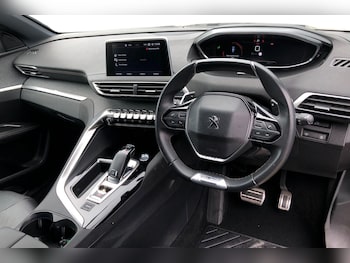 Used Peugeot 3008 2018 for sale - 76435882: Photo