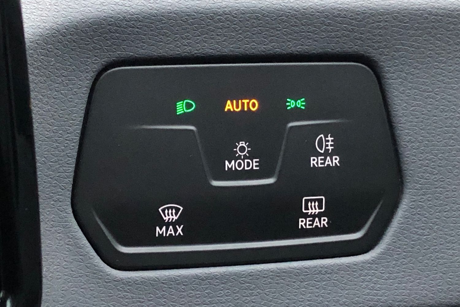 Used Volkswagen ID.3 2022 for sale - 76916383: Photo 17