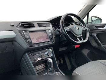 Used Volkswagen Tiguan 2017 for sale - 75421957: Photo