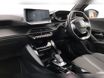 Used Peugeot 2008 2020 for sale - 75824829: Photo
