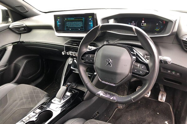 Used Peugeot 2008 2022 for sale - 76115180: Photo 3