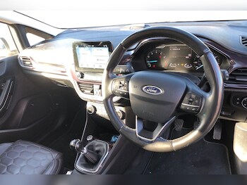 Used Ford Fiesta 2018 for sale - 76186136: Photo 3