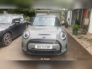Used MINI Hatch 2021 for sale - 78769975: Photo