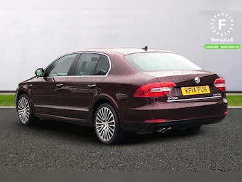 Used Skoda Superb 2014 for sale - 75970588: Photo