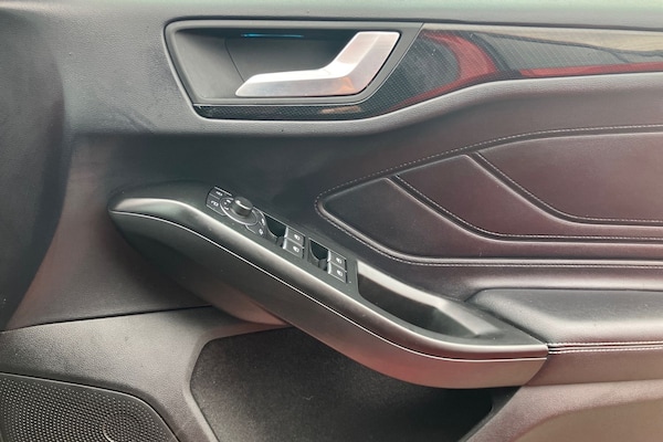 Used Ford Focus 2022 for sale - 75331136: Photo 18