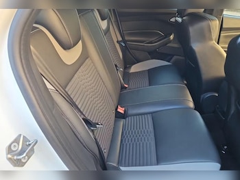 Used Ford Focus 2018 for sale - 78920570: Photo