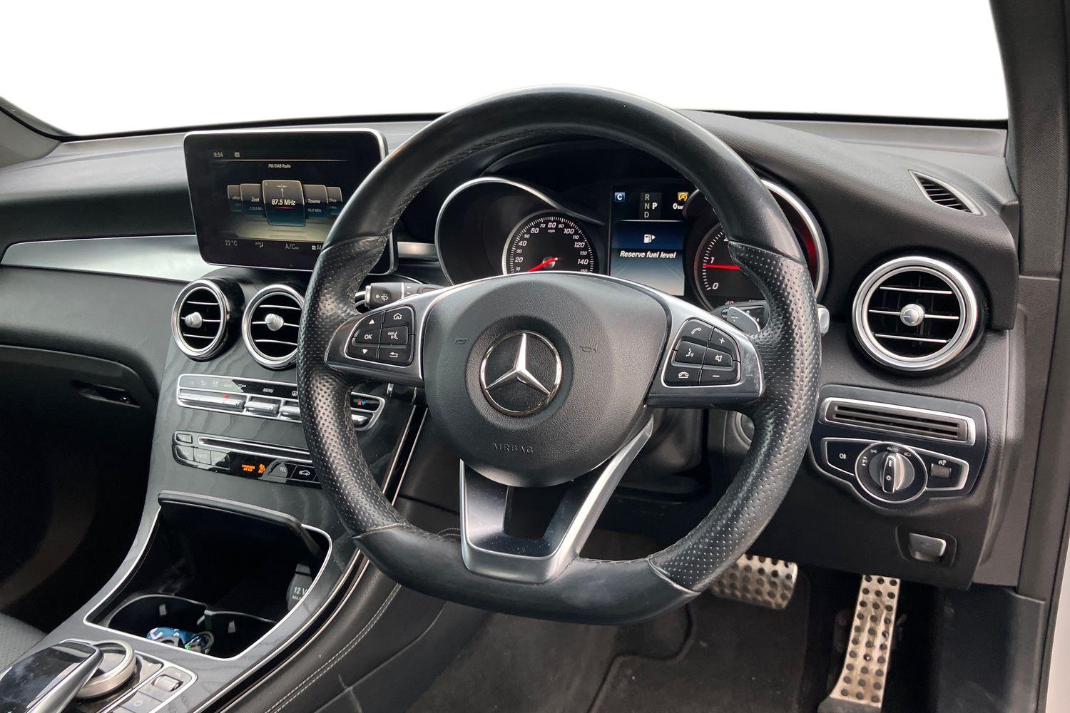 Used Mercedes-Benz GLC 2017 for sale - 76030552: Photo 3