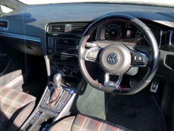 Used Volkswagen Golf 2020 for sale - 74735767: Photo