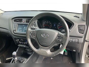 Used Hyundai i20 2020 for sale - 75824906: Photo