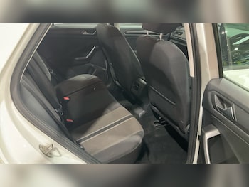 Used Volkswagen T-Roc 2019 for sale - 75898434: Photo