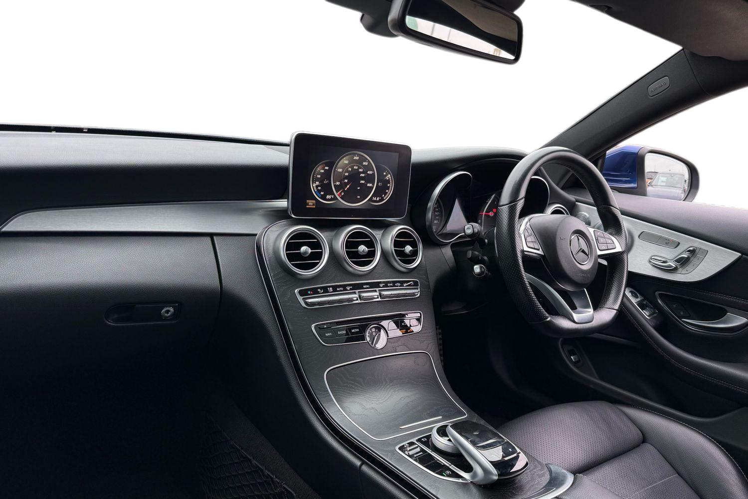 Used Mercedes-Benz C Class 2018 for sale - 77361927: Photo 4