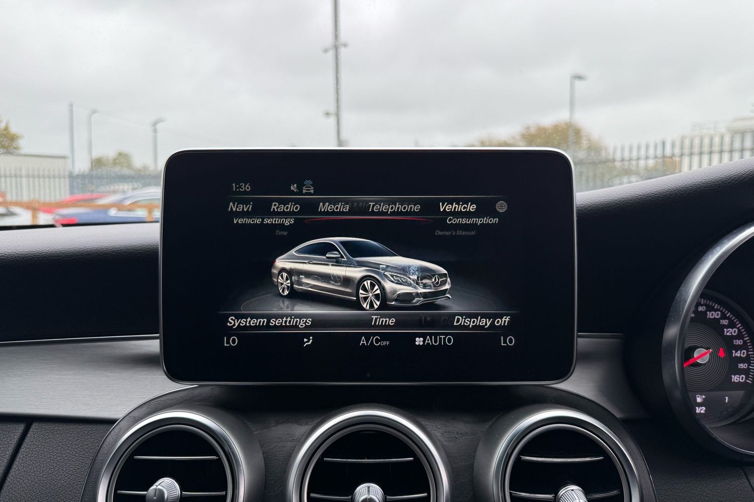 Used Mercedes-Benz C Class 2018 for sale - 77361927: Photo 6