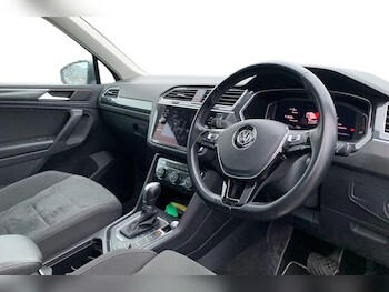 Used Volkswagen Tiguan 2019 for sale - 78352307: Photo