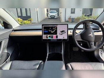 Used Tesla Model 3 2020 for sale - 79599834: Photo