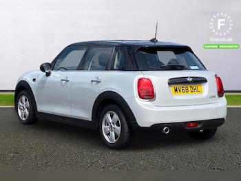 Used MINI Hatch 2018 for sale - 79410227: Photo